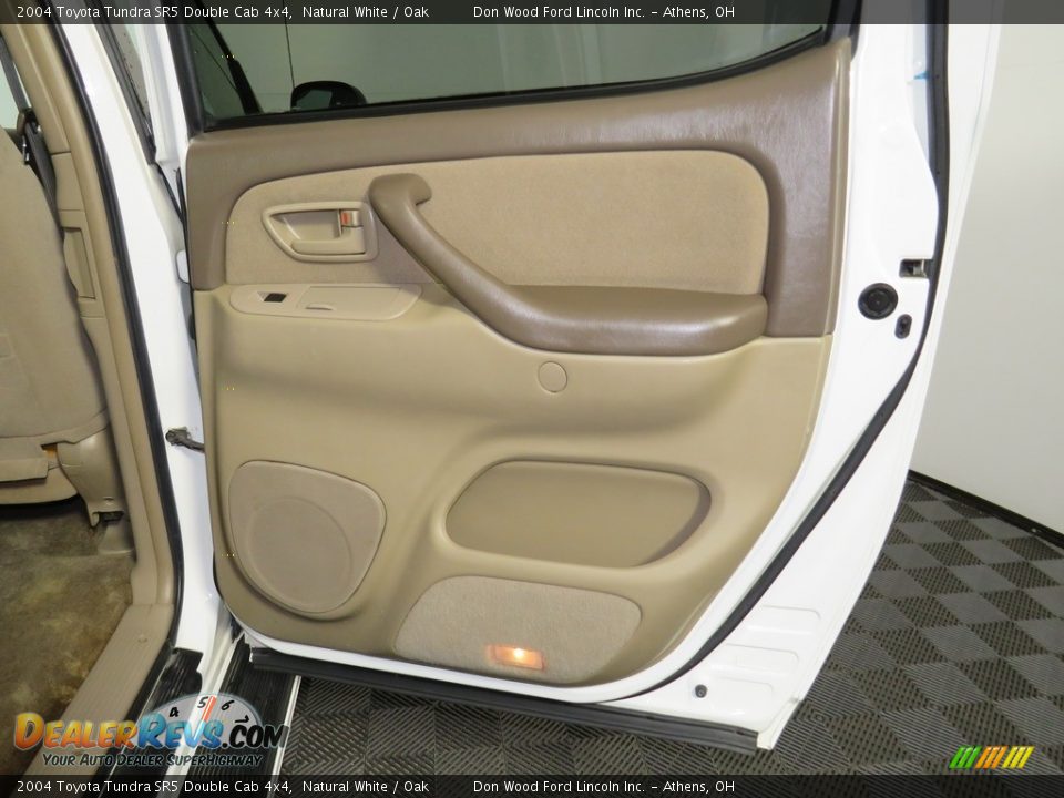 2004 Toyota Tundra SR5 Double Cab 4x4 Natural White / Oak Photo #21