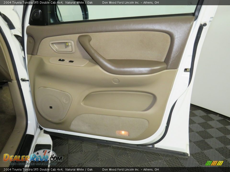 2004 Toyota Tundra SR5 Double Cab 4x4 Natural White / Oak Photo #23