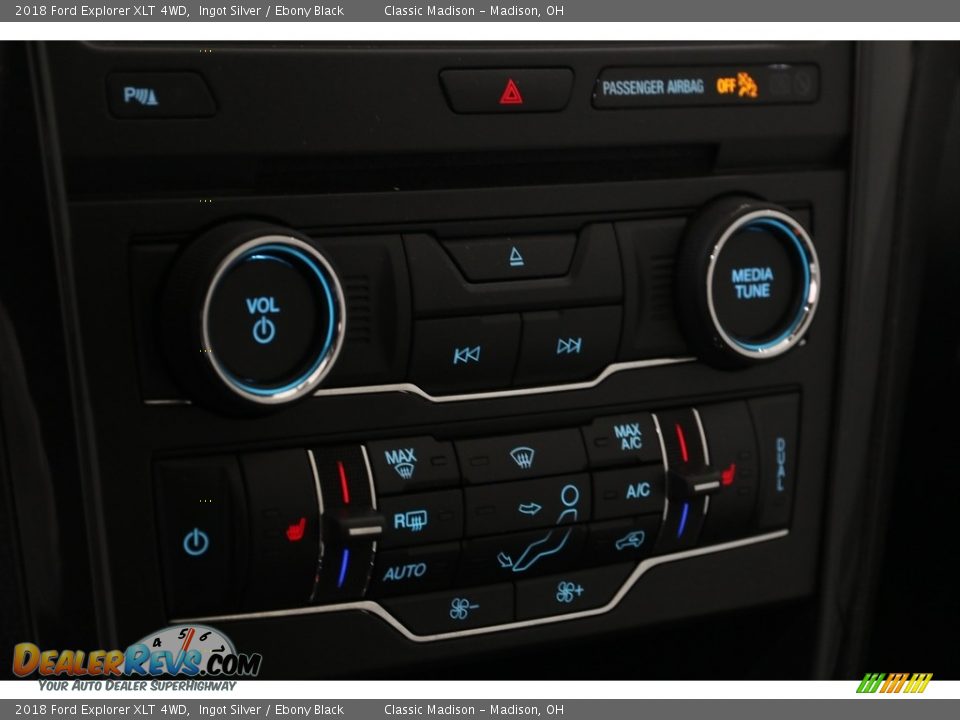 2018 Ford Explorer XLT 4WD Ingot Silver / Ebony Black Photo #19