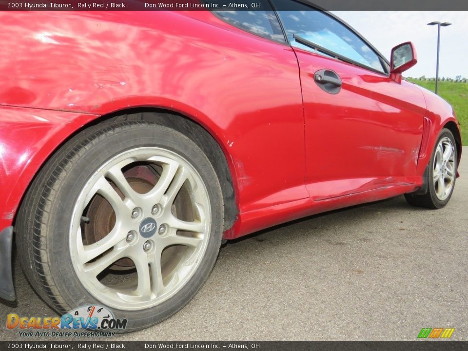 2003 Hyundai Tiburon Rally Red / Black Photo #13