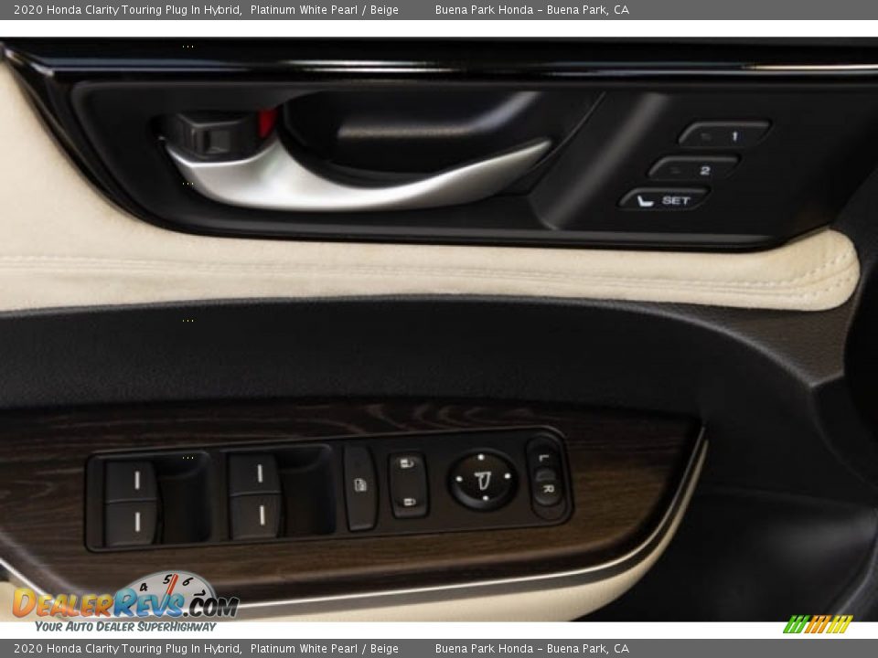 2020 Honda Clarity Touring Plug In Hybrid Platinum White Pearl / Beige Photo #28