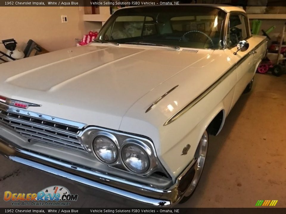 1962 Chevrolet Impala White / Aqua Blue Photo #11