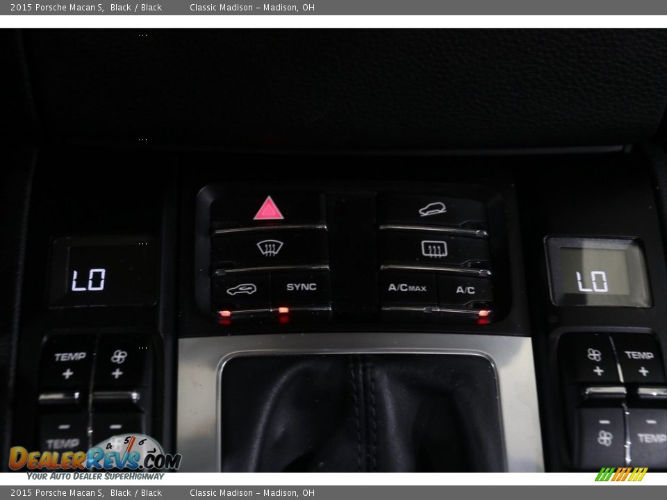 2015 Porsche Macan S Black / Black Photo #32