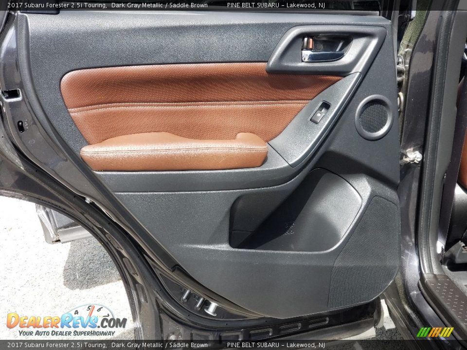 2017 Subaru Forester 2.5i Touring Dark Gray Metallic / Saddle Brown Photo #32