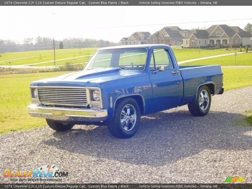 Front 3/4 View of 1979 Chevrolet C/K C10 Custom Deluxe Regular Cab Photo #2