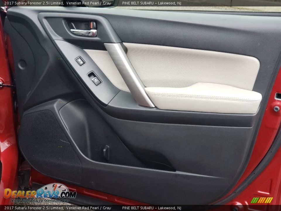 2017 Subaru Forester 2.5i Limited Venetian Red Pearl / Gray Photo #24