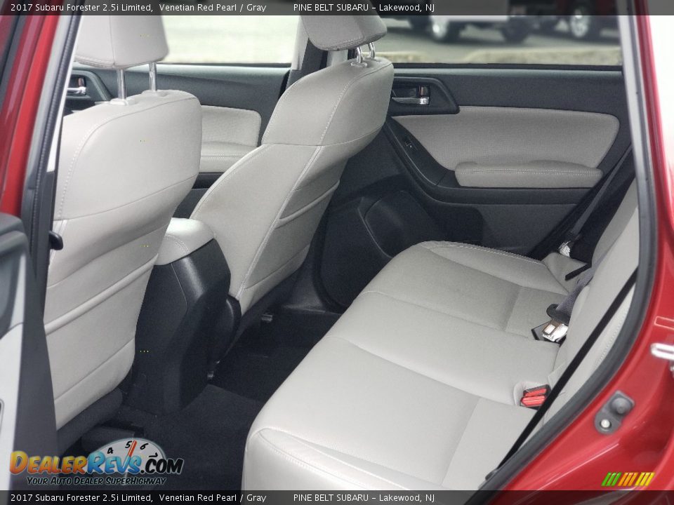 2017 Subaru Forester 2.5i Limited Venetian Red Pearl / Gray Photo #32