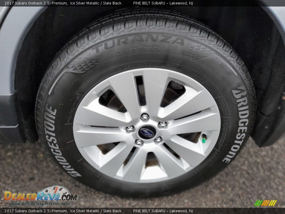 2017 Subaru Outback 2.5i Premium Ice Silver Metallic / Slate Black Photo #33