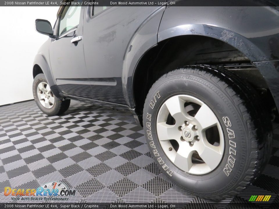 2008 Nissan Pathfinder LE 4x4 Super Black / Graphite Photo #9