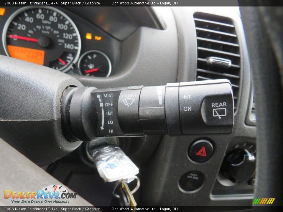 2008 Nissan Pathfinder LE 4x4 Super Black / Graphite Photo #22