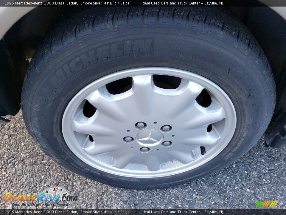 1996 Mercedes-Benz E 300 Diesel Sedan Wheel Photo #24