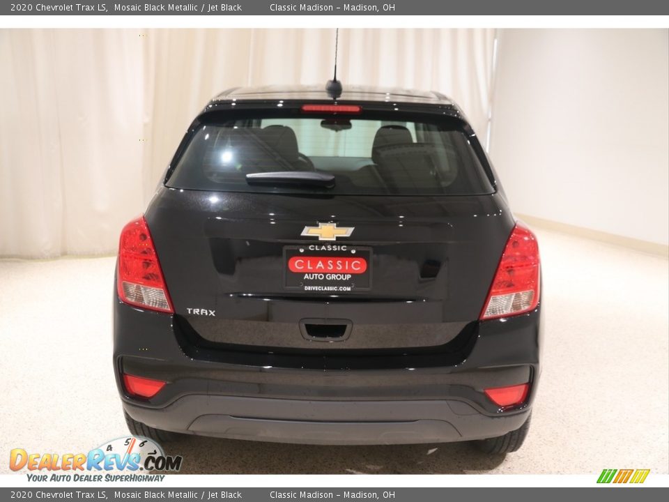 2020 Chevrolet Trax LS Mosaic Black Metallic / Jet Black Photo #4