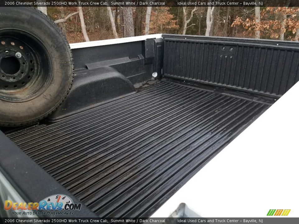 2006 Chevrolet Silverado 2500HD Work Truck Crew Cab Summit White / Dark Charcoal Photo #23