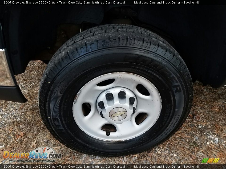 2006 Chevrolet Silverado 2500HD Work Truck Crew Cab Summit White / Dark Charcoal Photo #25