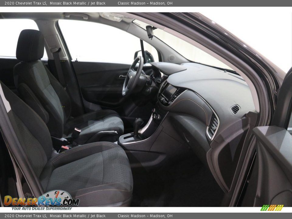 2020 Chevrolet Trax LS Mosaic Black Metallic / Jet Black Photo #21