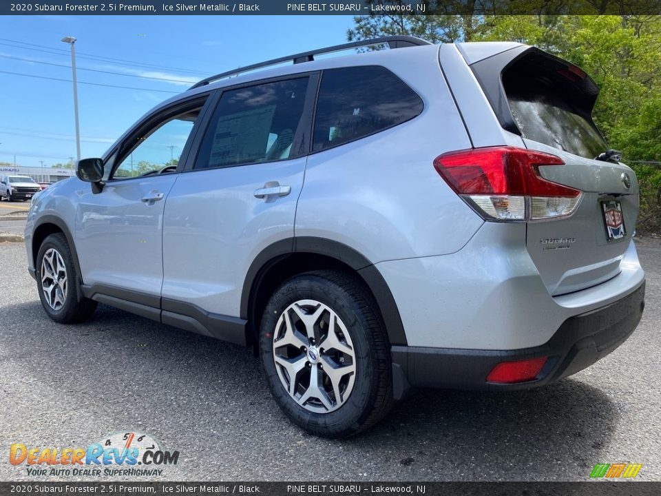 2020 Subaru Forester 2.5i Premium Ice Silver Metallic / Black Photo #5