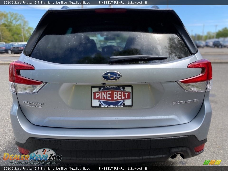 2020 Subaru Forester 2.5i Premium Ice Silver Metallic / Black Photo #6