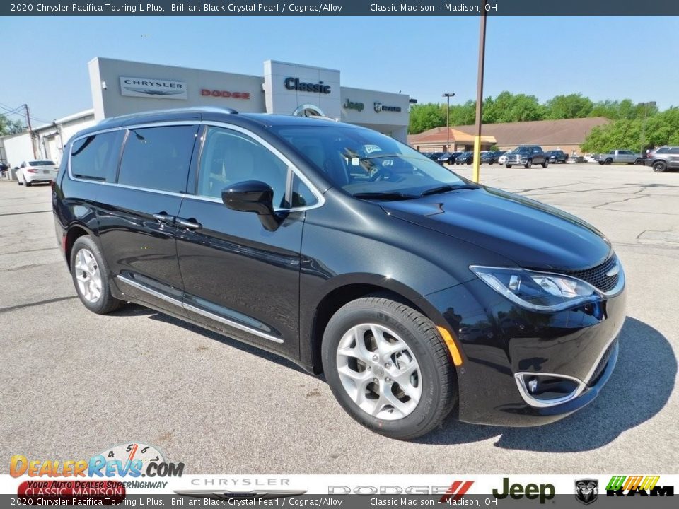 2020 Chrysler Pacifica Touring L Plus Brilliant Black Crystal Pearl / Cognac/Alloy Photo #1