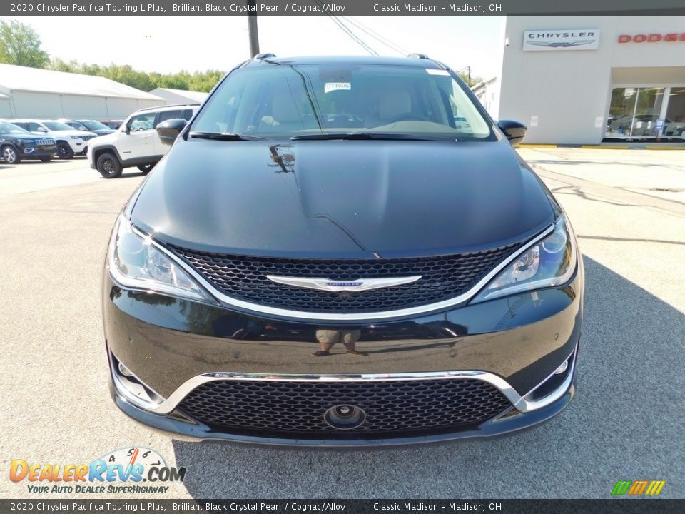 2020 Chrysler Pacifica Touring L Plus Brilliant Black Crystal Pearl / Cognac/Alloy Photo #4