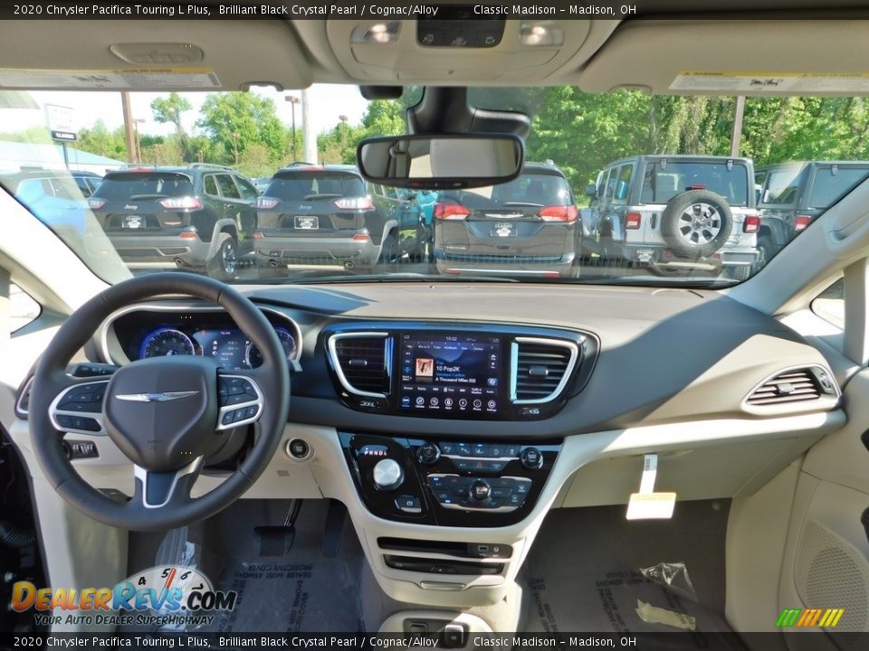 2020 Chrysler Pacifica Touring L Plus Brilliant Black Crystal Pearl / Cognac/Alloy Photo #13