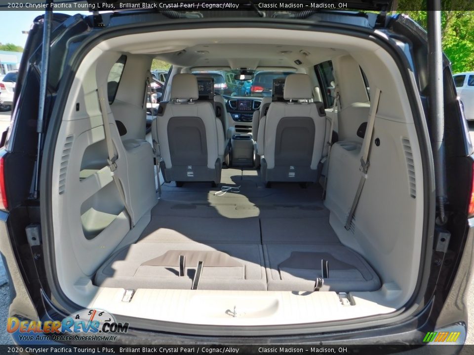2020 Chrysler Pacifica Touring L Plus Brilliant Black Crystal Pearl / Cognac/Alloy Photo #22