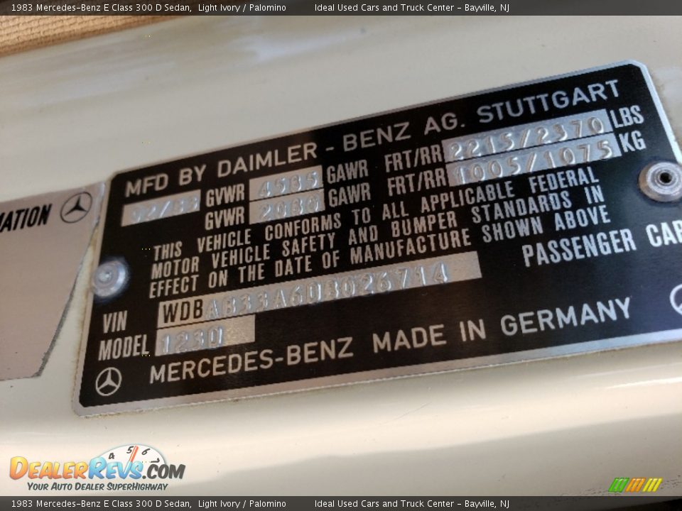 1983 Mercedes-Benz E Class 300 D Sedan Light Ivory / Palomino Photo #23