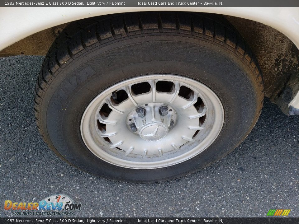 1983 Mercedes-Benz E Class 300 D Sedan Wheel Photo #27