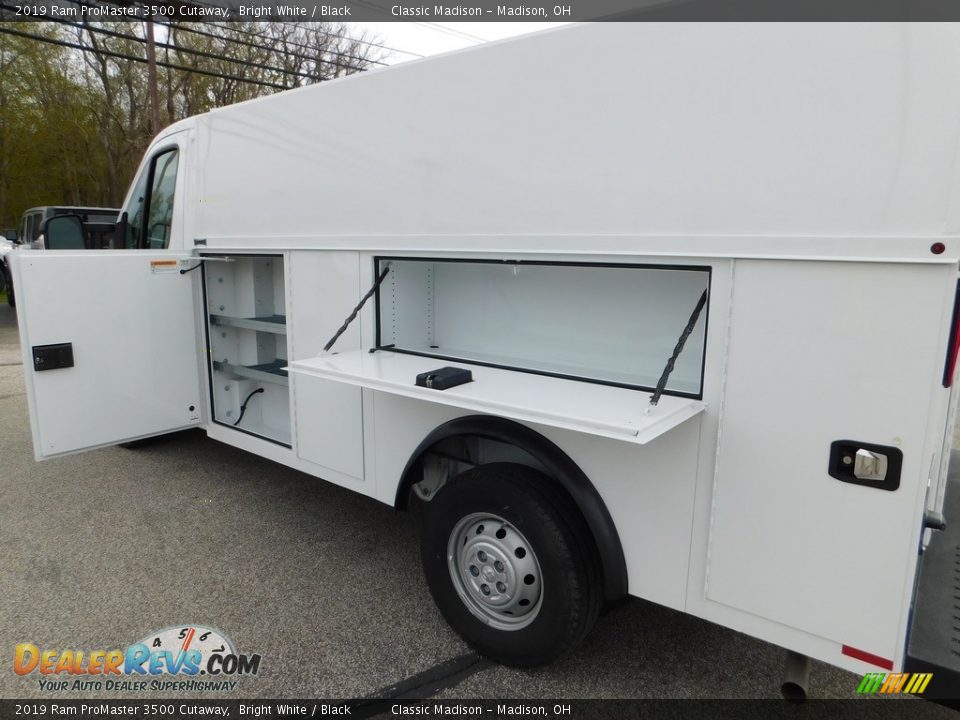2019 Ram ProMaster 3500 Cutaway Bright White / Black Photo #8