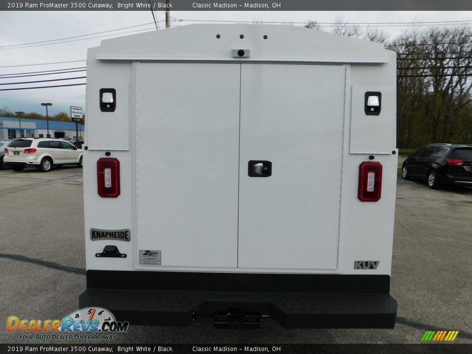 2019 Ram ProMaster 3500 Cutaway Bright White / Black Photo #9