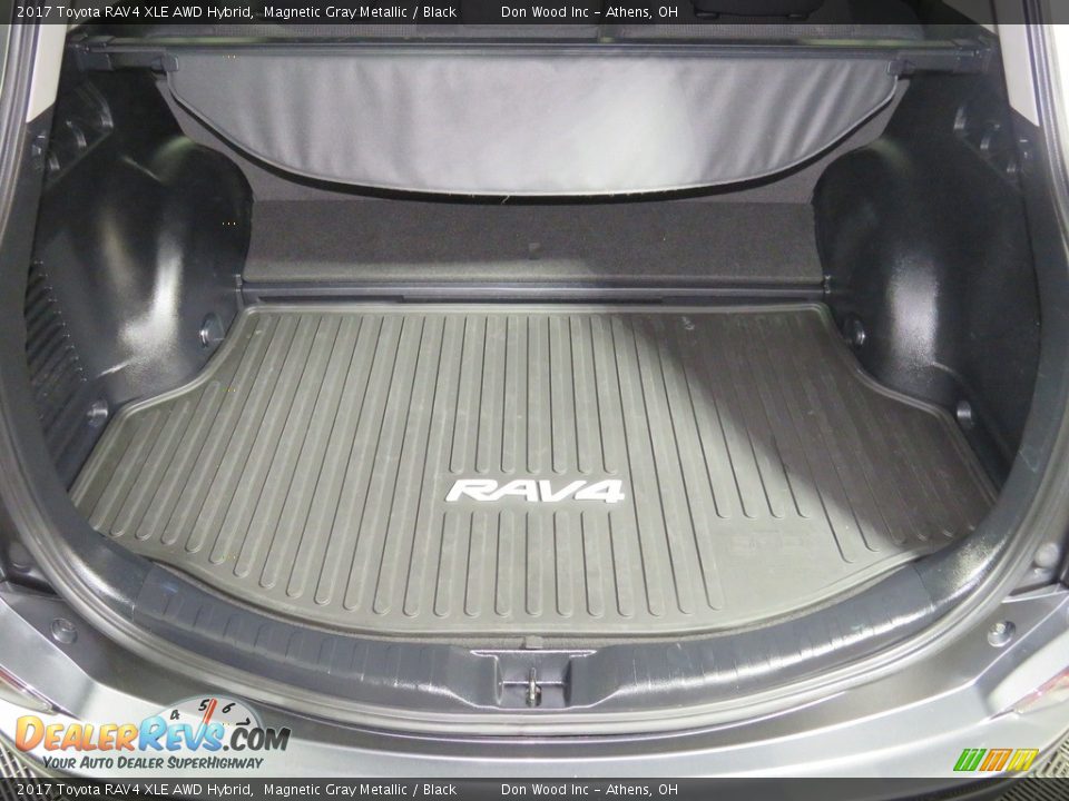2017 Toyota RAV4 XLE AWD Hybrid Magnetic Gray Metallic / Black Photo #13