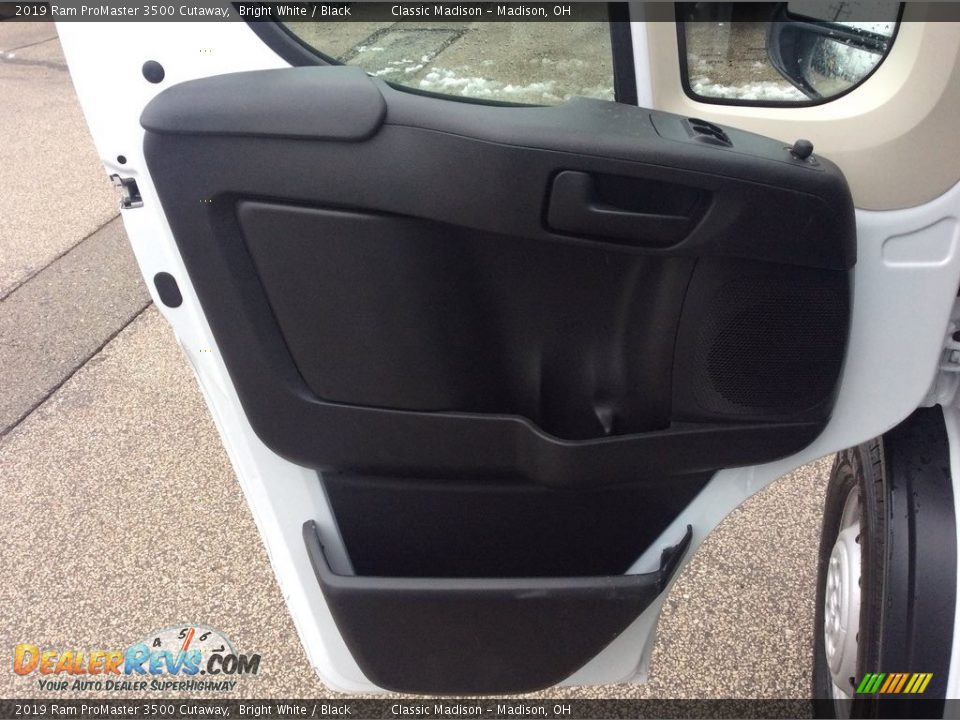2019 Ram ProMaster 3500 Cutaway Bright White / Black Photo #11