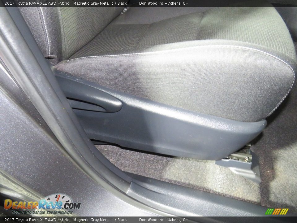 2017 Toyota RAV4 XLE AWD Hybrid Magnetic Gray Metallic / Black Photo #26