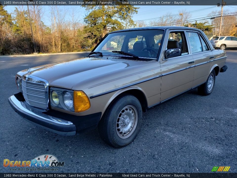 Sand Beige Metallic 1983 Mercedes-Benz E Class 300 D Sedan Photo #1