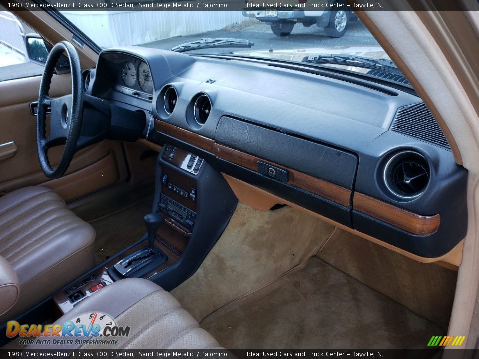 Dashboard of 1983 Mercedes-Benz E Class 300 D Sedan Photo #11
