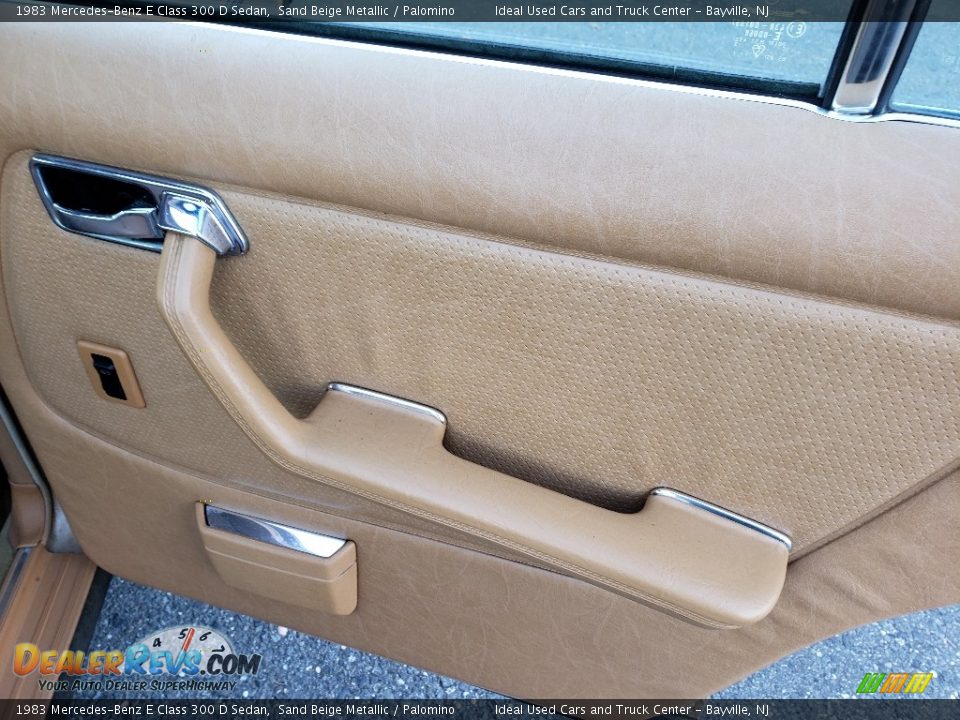 Door Panel of 1983 Mercedes-Benz E Class 300 D Sedan Photo #13