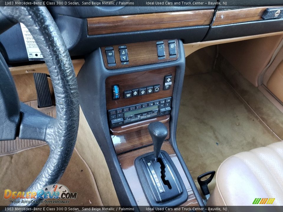 Controls of 1983 Mercedes-Benz E Class 300 D Sedan Photo #24
