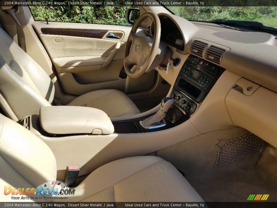 Front Seat of 2004 Mercedes-Benz C 240 Wagon Photo #10