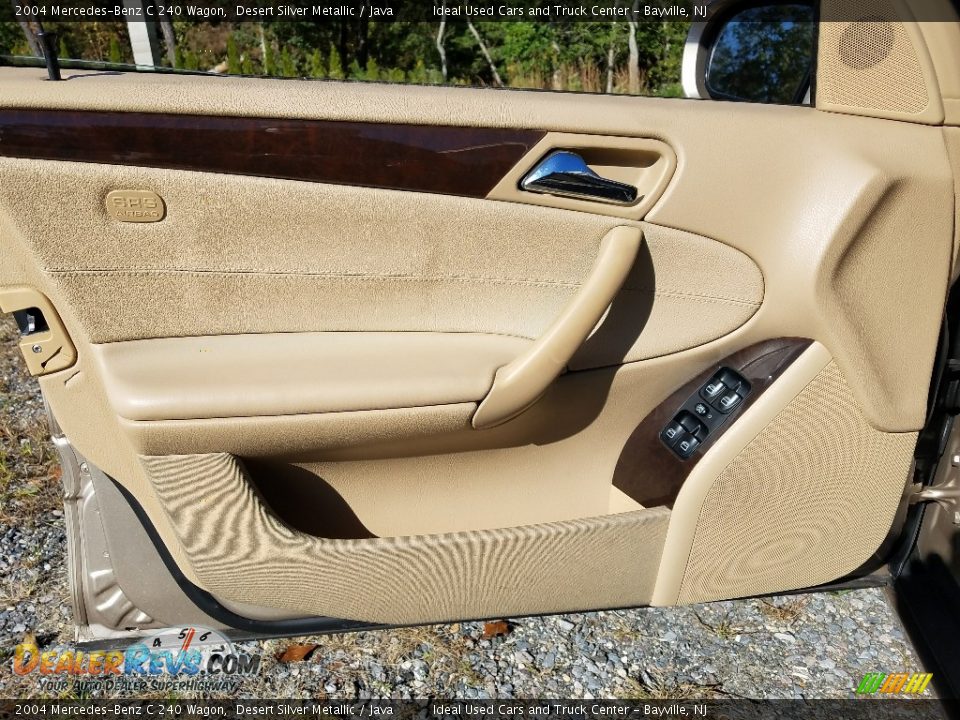 Door Panel of 2004 Mercedes-Benz C 240 Wagon Photo #12