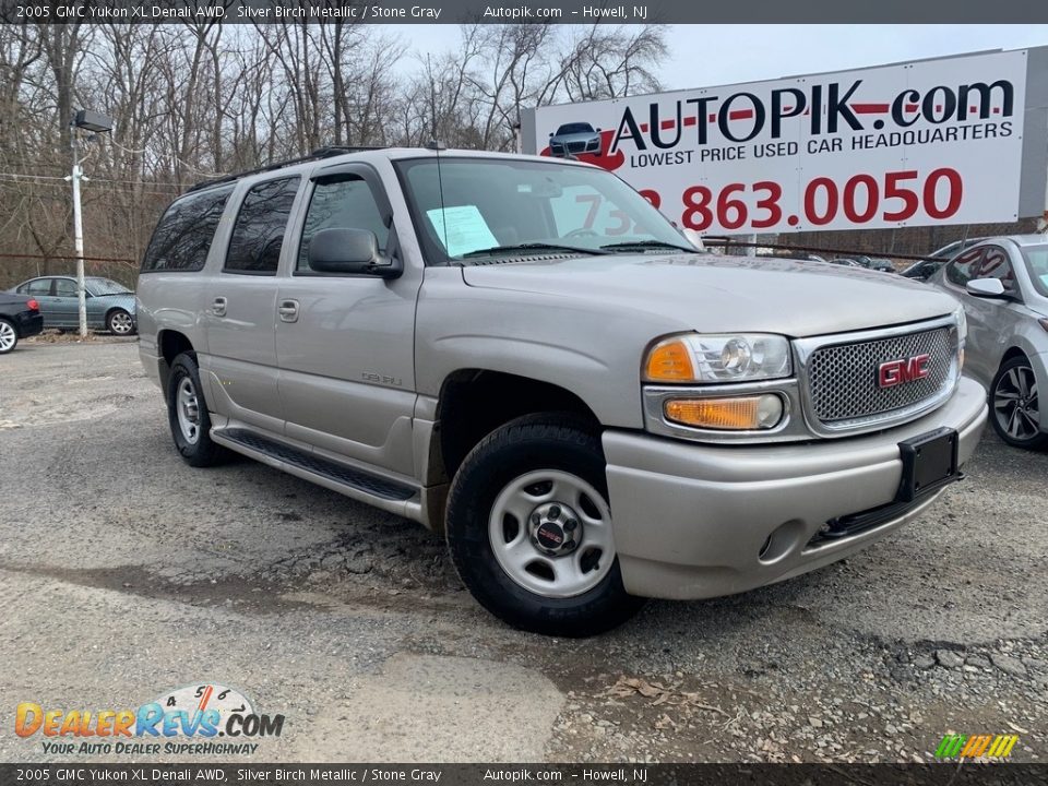 2005 GMC Yukon XL Denali AWD Silver Birch Metallic / Stone Gray Photo #1