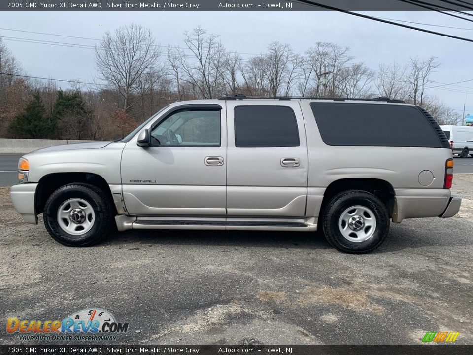 2005 GMC Yukon XL Denali AWD Silver Birch Metallic / Stone Gray Photo #6