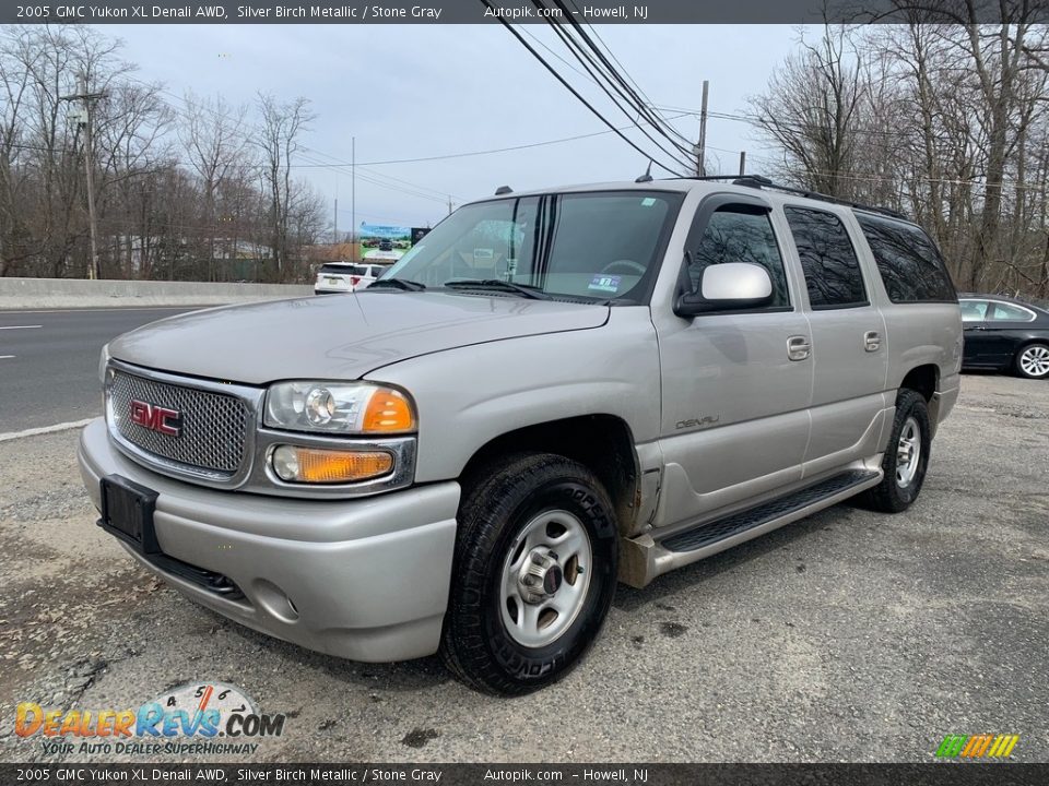 2005 GMC Yukon XL Denali AWD Silver Birch Metallic / Stone Gray Photo #7