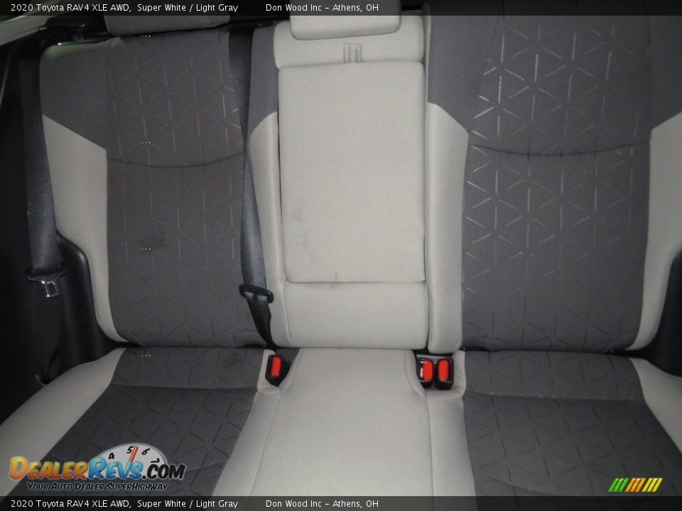 2020 Toyota RAV4 XLE AWD Super White / Light Gray Photo #20