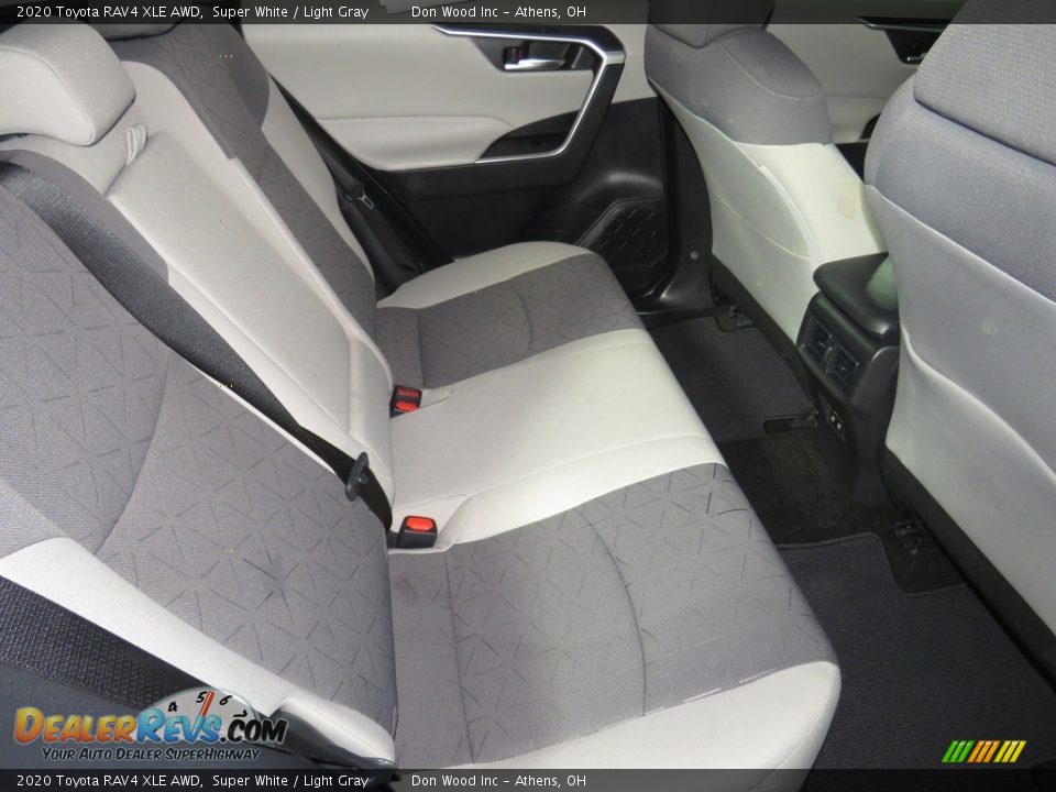 2020 Toyota RAV4 XLE AWD Super White / Light Gray Photo #24