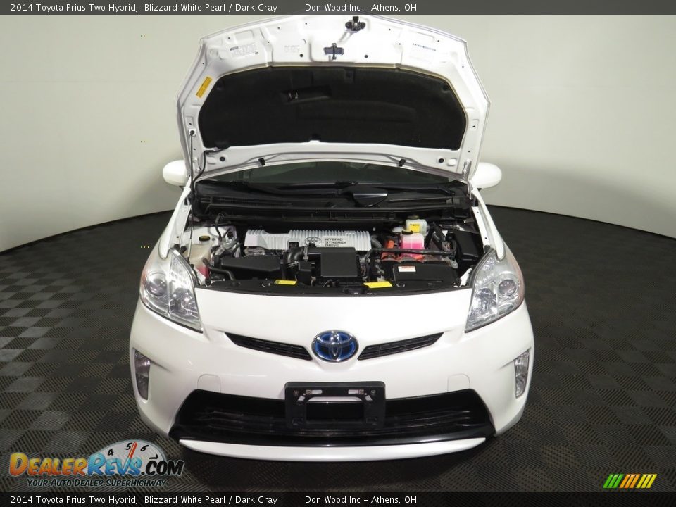 2014 Toyota Prius Two Hybrid Blizzard White Pearl / Dark Gray Photo #5
