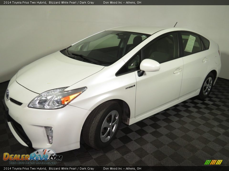 2014 Toyota Prius Two Hybrid Blizzard White Pearl / Dark Gray Photo #7