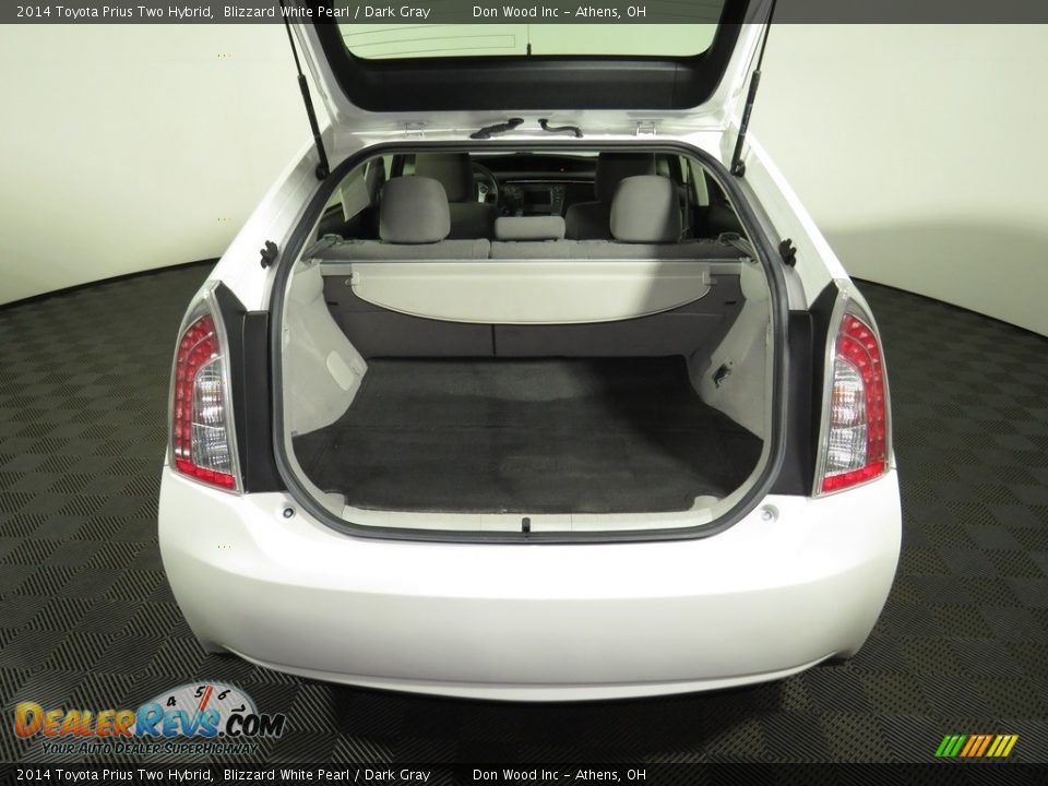 2014 Toyota Prius Two Hybrid Blizzard White Pearl / Dark Gray Photo #12