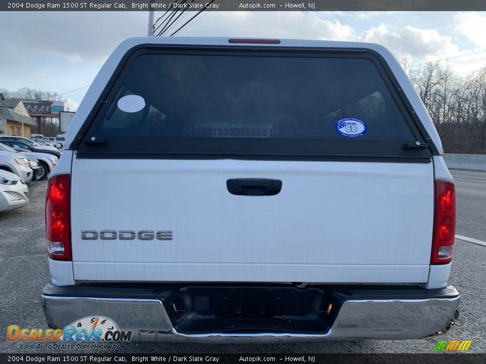 2004 Dodge Ram 1500 ST Regular Cab Bright White / Dark Slate Gray Photo #4