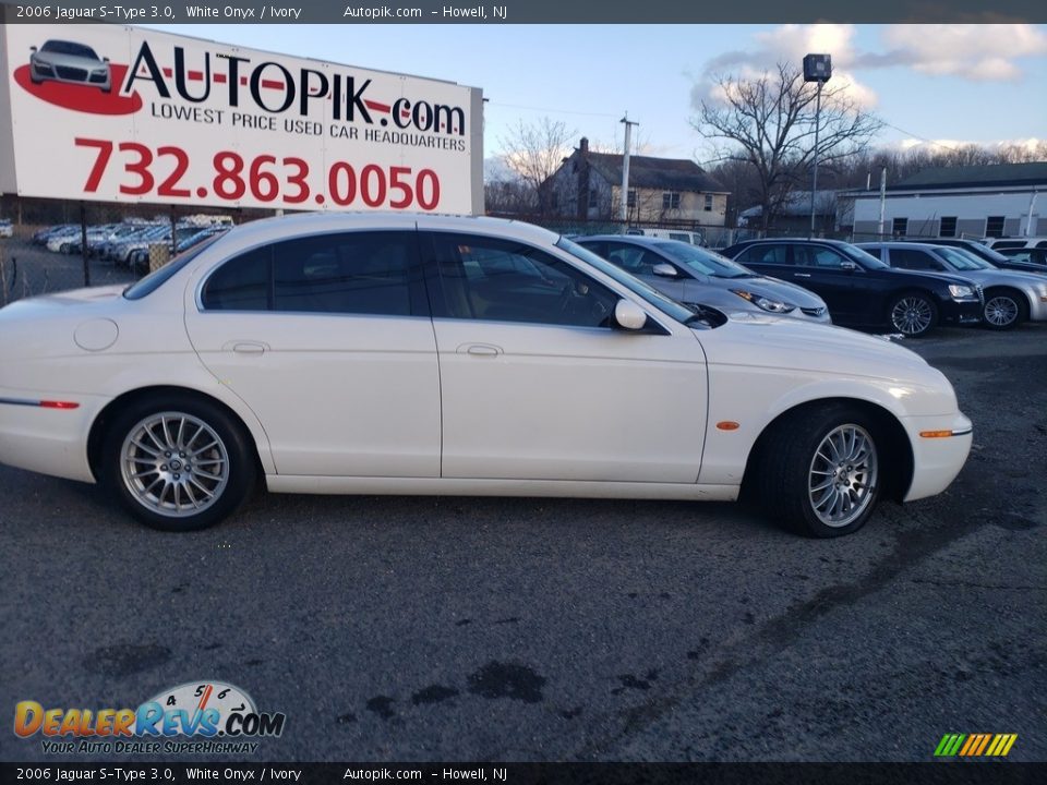 2006 Jaguar S-Type 3.0 White Onyx / Ivory Photo #2