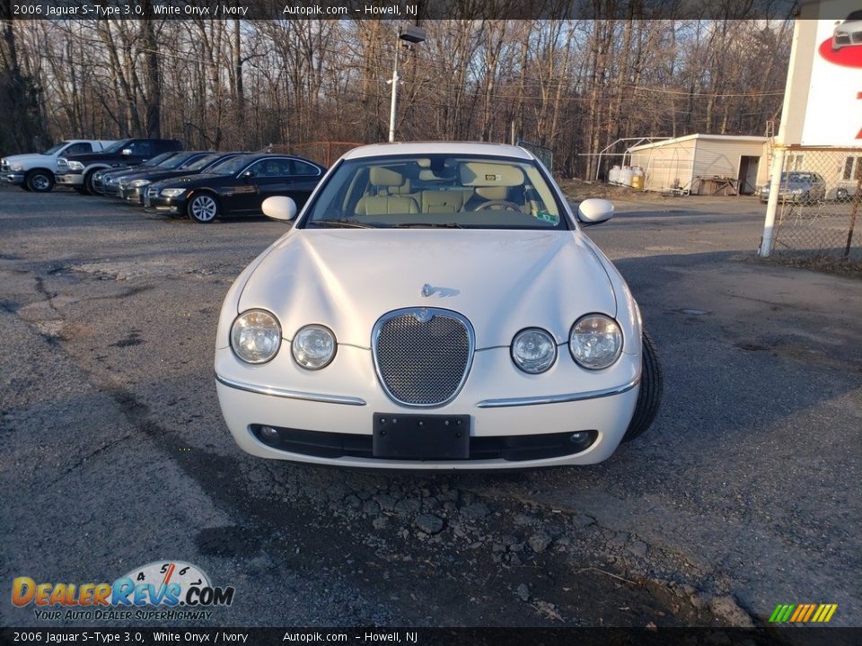 2006 Jaguar S-Type 3.0 White Onyx / Ivory Photo #7