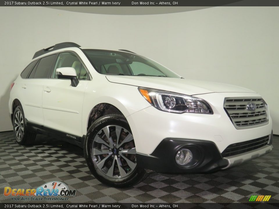 2017 Subaru Outback 2.5i Limited Crystal White Pearl / Warm Ivory Photo #1